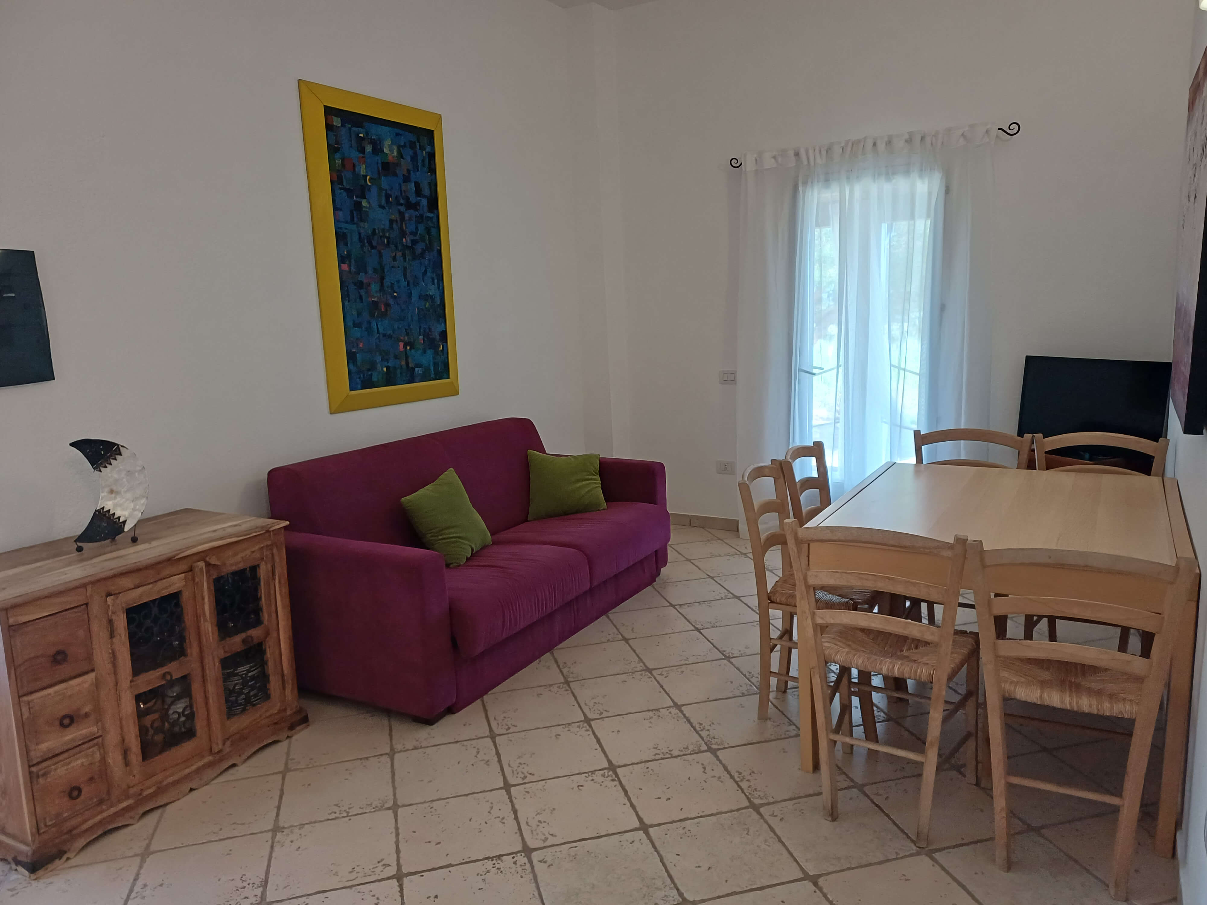 soggiorno trilocale kia 